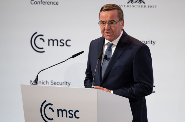 Министр обороны ФРГ Писториус заявил, что Украина должна победить | Риши Сунак: Лондон первым поставит Киеву вооружения дальнего радиуса действия