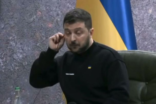 "Клоун". Слова Зеленского о соседях Украины шокировали пользователей Сети