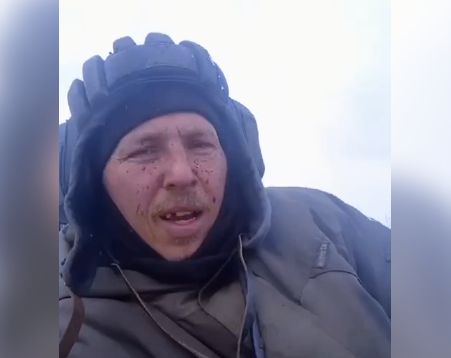 «Здесь **здец. Но мы давим. Слава России!» — бесстрашный русский танкист показал, что происходит на Угледарском направлении