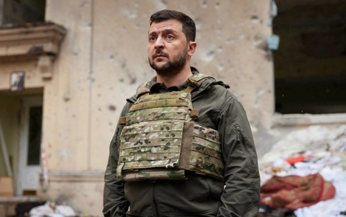 Феномен, который будут со временем разбирать психиатры: социологи выяснили, кому больше всего доверяют украинцы