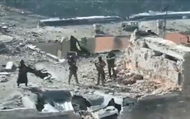 Оркестранты "Вагнера" выступили с концертом практически в центре Артемовска