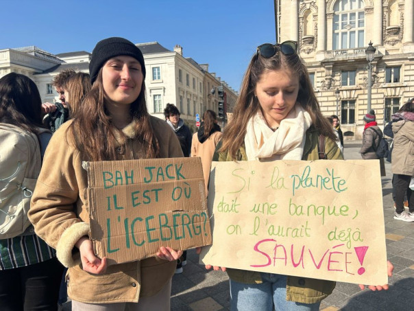 Франция: бастуют все!