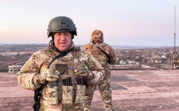 Главный дирижер виртуозов «Группы Вагнера» не хочет попасть в «слоеный пирог»