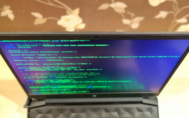 Искусственный интеллект против преподавателей. Опасен ли ChatGPT и в чём его изъяны?