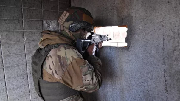 Боец "Вагнера" рассказал, как сыпется оборона ВСУ под Артемовском