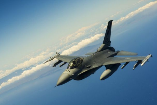 Украинский генерал заявил, что Киев потерял лучших пилотов в ожидании F-16