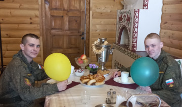 В российских воинских частях в марте прошли Дни именинника