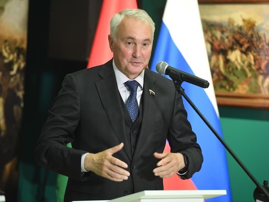 Уехавшим россиянам порекомендовали взять отпуск и вернуться в РФ для прохождения службы