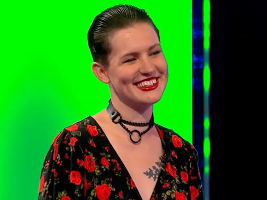 Украинская беженка разделась в эфире скандального британского телешоу