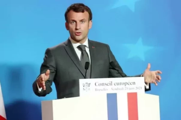 В Twitter обсмеяли Макрона после слов о "поражении" России на Украине