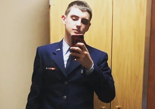 Мотивация: Подозреваемый в утечке документов Пентагона считал «удручающими» боевые действия между Россией и Украиной