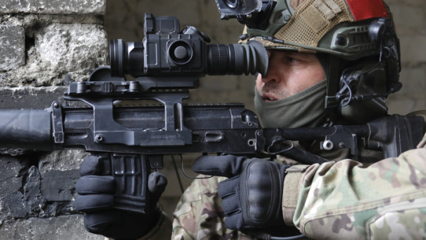 «ВСУшник» показал неприличный жест российскому снайперу и мгновенно был наказан