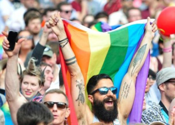 Новая петиция о легализации однополых браков на Украине набрала более 25 000 подписей