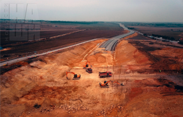 В Крыму намерены построить еще одну дорогу для сокращения коридора из новых регионов