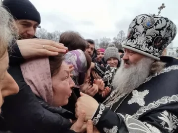 "Да воздастся каждому по делам его"(Евангелие от Матфея (глава 16, строка 27))