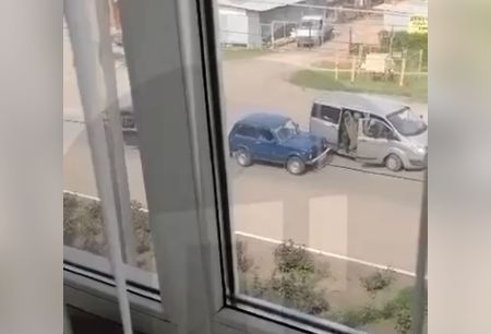 При попытке задержания спецназом в Ейске мужчина подорвал себя с помощью СВУ, когда его остановили сотрудники ДПС