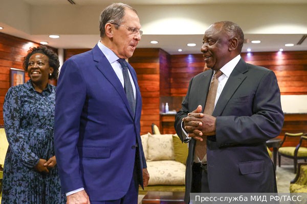 Россия построит мир будущего без Америки