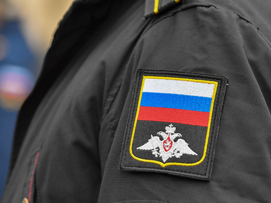 В Крыму жене участника СВО запретили спеть гимн России