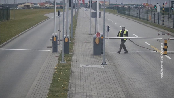 Француз протаранил шлагбаум на границе с Польшей, пытаясь попасть в Россию