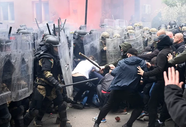 KFOR атаковал мирных сербов в Косово, но получил ответное сопротивление