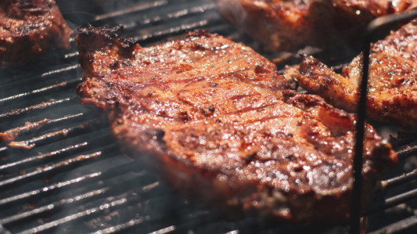 Мясо капут: немцев приучают жевать траву