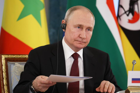 Путин показал руководителям стран Африки парафированный проект договора с Украиной