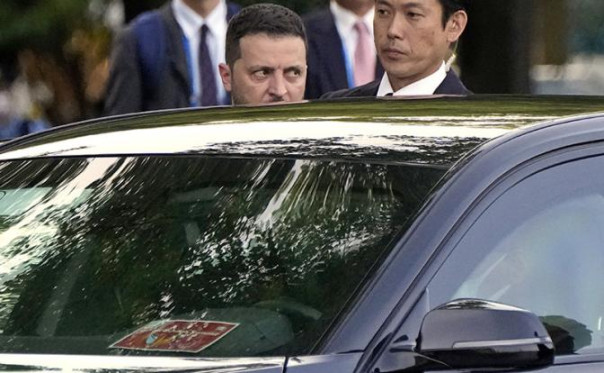 Зеленский перед плахой: Запад решает, что делать с «кровавым клоуном»