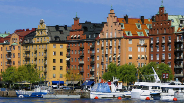 В Стокгольме разрешили сжечь Коран рядом с мечетью