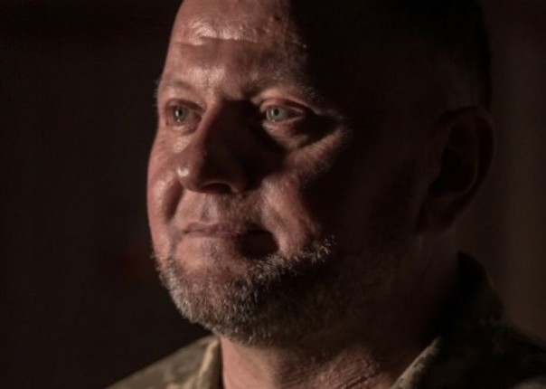 Залужный признался The Washington Post, что посылает украинцев на убой, зная о неготовности Украины к наступлению