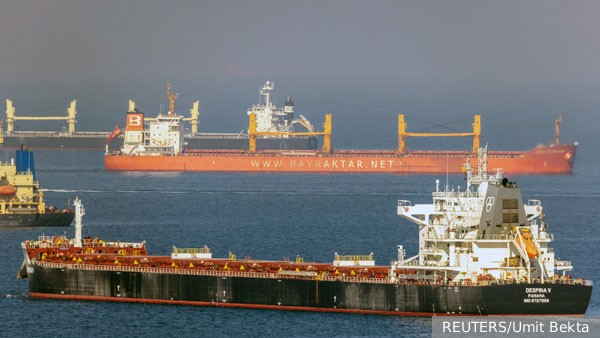 МИД: Россия будет досматривать суда в Черном море