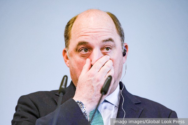 Министр обороны Великобритании Бен Уоллес ушел в отставку