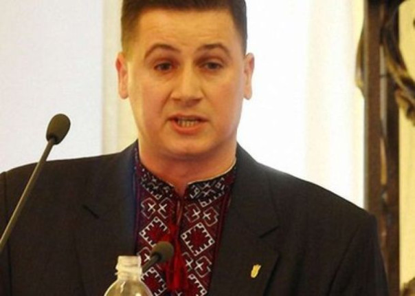 Львовским депутатам перед заседанием раздали повестки в военкомат