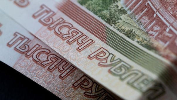 Банки РФ обязали возвращать гражданам похищенные с их счетов средства