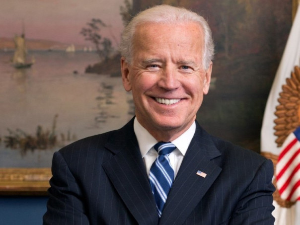 Байден дважды пошутил про Украину