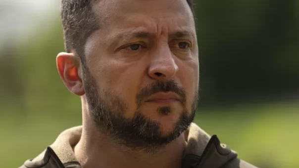 "Клоун". В Сети высмеяли выступление Зеленского в трусах