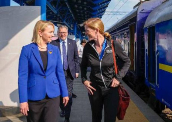 Администратор USAID Саманта Пауэр привезла Киеву более $500 млн