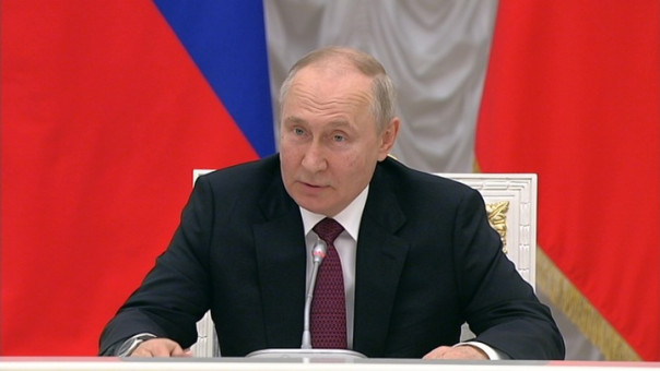 Запад боится правды, подчеркнул Путин