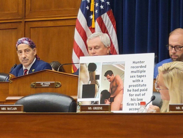 Сын Байдена хотел получить налоговый вычет за оплату услуг проституток