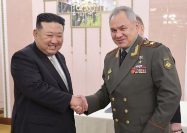 Шойгу в Северной Корее. Ким Чен Ын продемонстрировал новые беспилотники