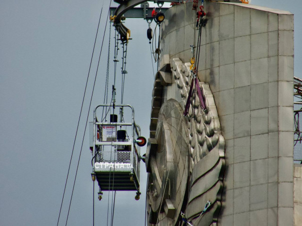 Ни совести, ни чести, ни памяти!