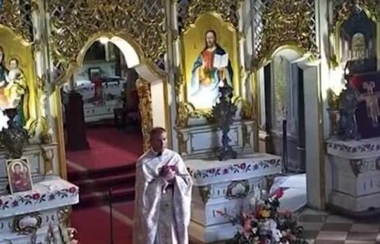 В Ужгороде греко-католический священник в ходе богослужения призвал к примирению народы Украины и России