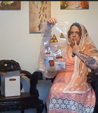 США: педераст-кастрат по суду требует вернуть свои тестикулы, которые хранятся в холодильнике бывшего партнёра [18+]