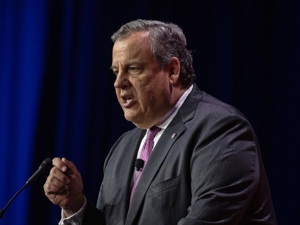 На Украину приехал кандидат в президенты США