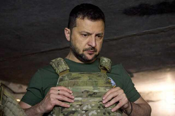 Зеленский не хочет переговоров с Россией, к которым его принуждает Запад