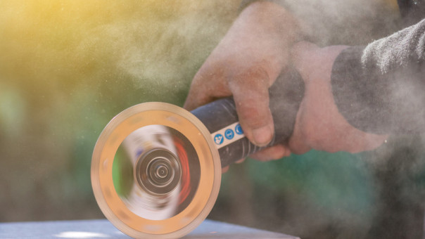 «СТРАНА.ua»: под Киевом четыре эксперта МВД пилили болгаркой ракету и взорвались