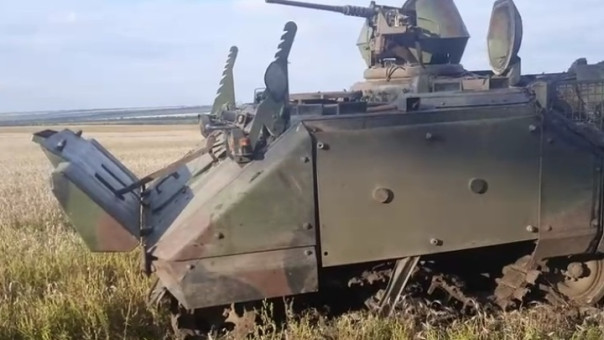 Российские мобилизованные уничтожили из ручных гранатометов БМП Bradley