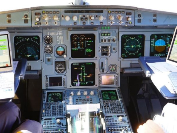 Расшифровано последнее сообщение с самолета Пригожина: отправила стюардесса | Пригожин оборудовал самолет парашютами и уничтожил списки пассажиров