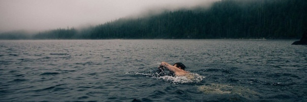 Вплавь через границу. Украина, прощай!