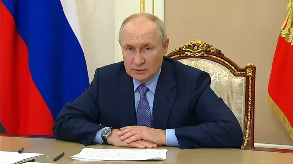 Путин потребовал разобраться с ценами на топливо