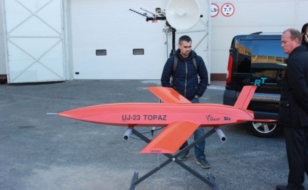 Насколько опасны дроны UJ-23 Topaz для тыловых объектов ВС РФ, и есть ли контрмеры?